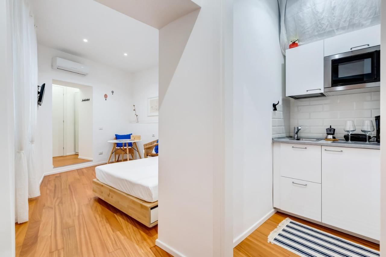Lovely And Modern Nest Near The Colosseum โรม ภายนอก รูปภาพ